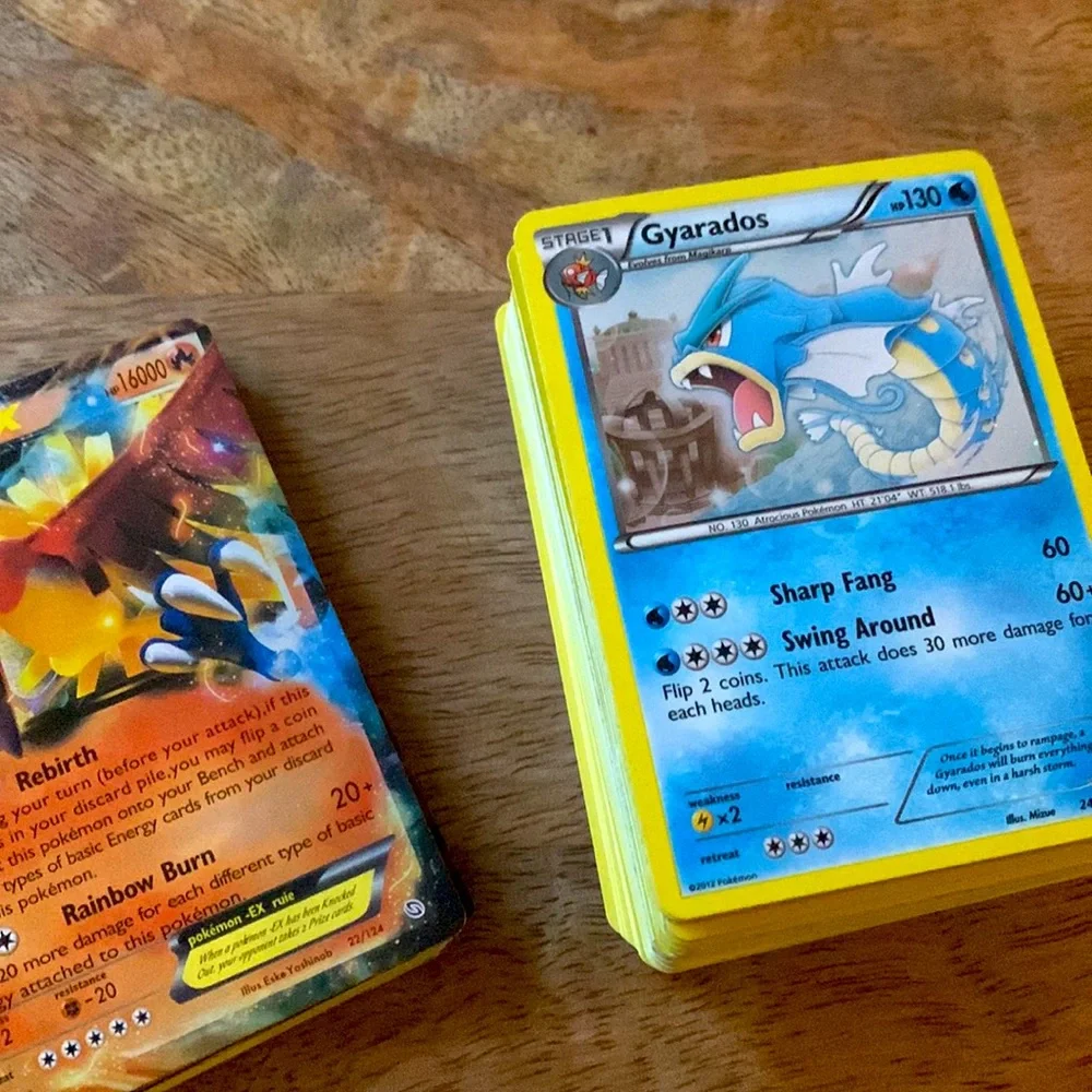 75 Unassorted Pokémon cards - Picture 3 of 8